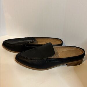 AEROSOLES Black Leather Loafers